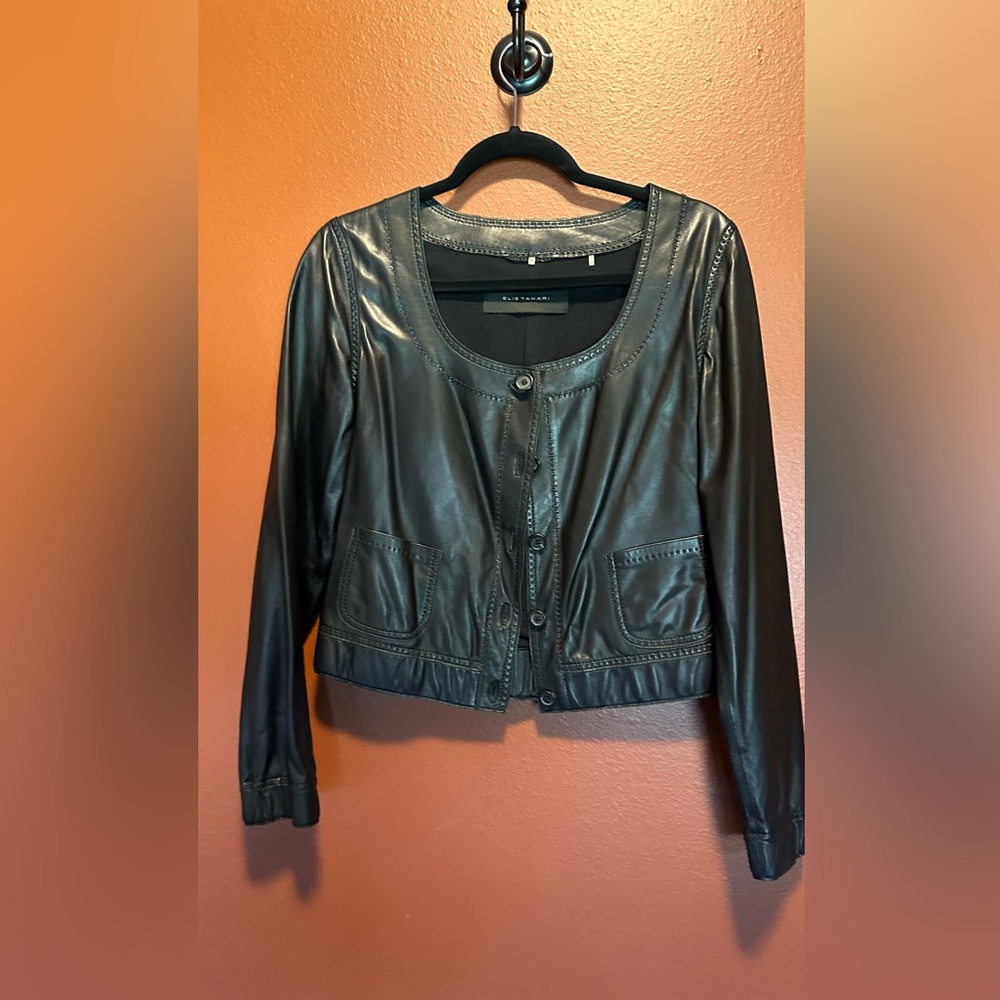 Perfect condition, 100% genuine leather jacket